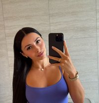 Miss Caryne - escort in Shenzhen