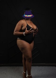 Miss Curvy - Masajista in Nairobi Photo 1 of 1