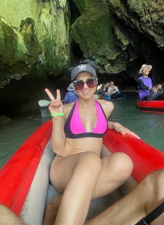 Miss D42 - escort in Phuket Photo 3 of 4