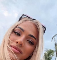 Miss Dona XL - Acompañantes transexual in Bangkok Photo 18 of 19