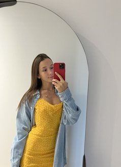 Miss. Elie - escort in Beijing Photo 1 of 8