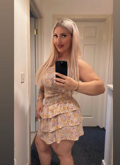 Miss Emilly Wrestler - dominatrix in Dubai Photo 11 of 11