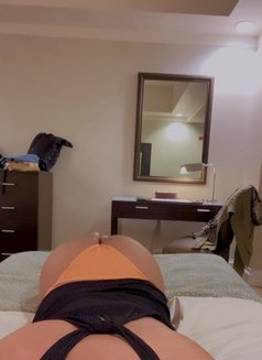 Miss Enslaver - Acompañantes transexual in Makati City Photo 2 of 4