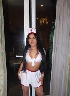 Miss Erika Muniz - Transsexual escort in Dubai Photo 13 of 18