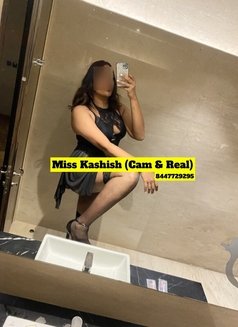 Miss Kashish Puri (Cam & Real) - escort in New Delhi Photo 1 of 9