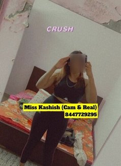 Miss Kashish Puri (Cam & Real) - puta in New Delhi Photo 7 of 9