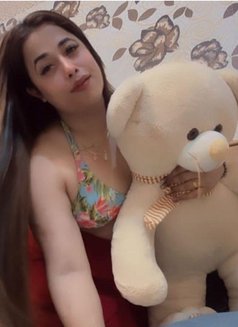 Isha Real & Cam Service - Acompañantes transexual in Gurgaon Photo 3 of 5