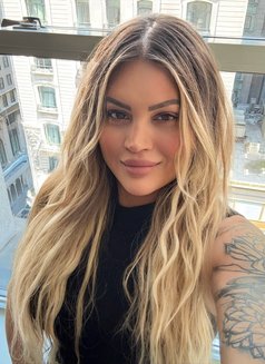 MISS J - Transsexual escort in Dubai Photo 19 of 19