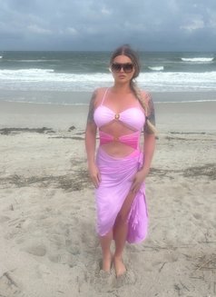 MISS J - Acompañantes transexual in Dubai Photo 17 of 19