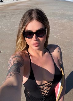 MISS J - Acompañantes transexual in Dubai Photo 20 of 20