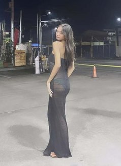 Miss J Deylor - escort in Manila Photo 3 of 4