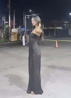 Miss J Deylor - escort in Manila Photo 4 of 4