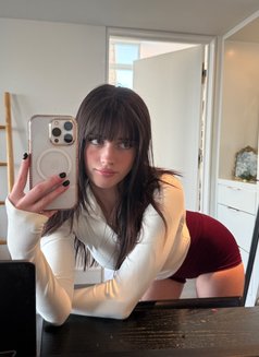 Miss Jenny - escort in London Photo 3 of 4