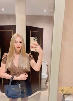 Miss Kara - escort in Bangkok Photo 17 of 17
