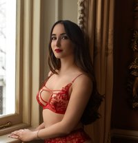 Miss Kat - escort in London Photo 3 of 7