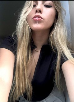 Miss Kath - dominatrix in Athens Photo 11 of 13