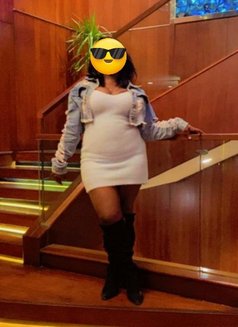 Miss Kiki - dominatrix in Cairo Photo 2 of 2