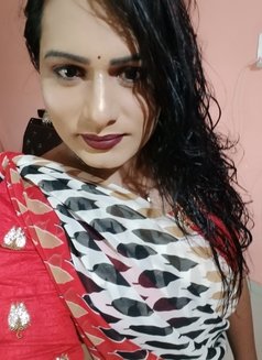 Miss_ kinky - Transsexual escort in Hyderabad Photo 1 of 8