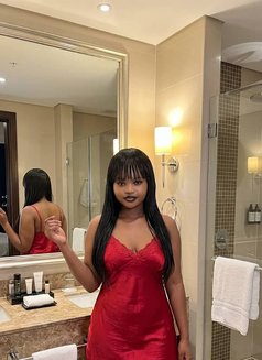 Miss Kumi, Hot Independent Girl - escort in New Delhi Photo 2 of 12