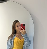 Miss. Leen - escort in Munich