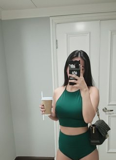 Miss Lei - escort in Manila Photo 3 of 4