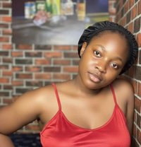 Miss Lucky, 🇿🇦 - puta in Pokhara Photo 1 of 2