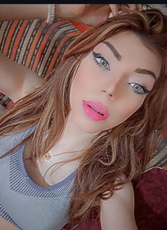 MISS MAGI - Transsexual escort in Beirut Photo 6 of 7