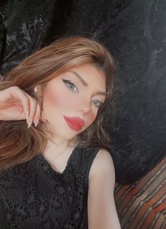 MISS MAGI - Acompañantes transexual in Beirut Photo 8 of 11