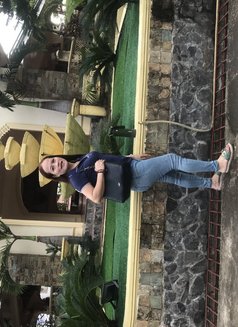 Miss Mary - puta in Manila Photo 7 of 8