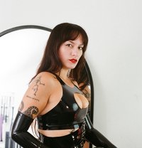 Miss Maya - escort in Venice