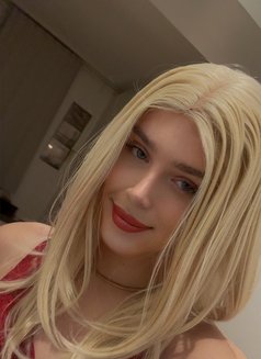 Mealania - Transsexual escort in Copenhagen Photo 1 of 9