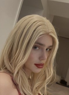 Mealania - Transsexual escort in Copenhagen Photo 2 of 9