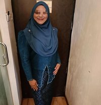 Miss Montana - puta in Kuala Lumpur