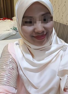 Miss Montana - escort in Kuala Lumpur Photo 13 of 18