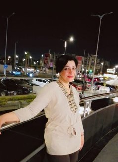 Miss Nagwan - escort in Cairo Photo 2 of 4