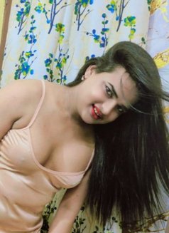 Miss Nayra with place in Laxmi Nagar - Transsexual escort in Noida Photo 16 of 16