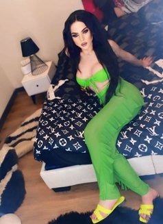 Miss Nourhan - Transsexual escort in Beirut Photo 19 of 25