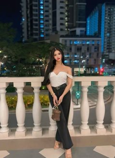 Miss.olga - puta in Makati City Photo 2 of 6