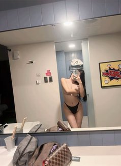 Miss.olga - puta in Makati City Photo 5 of 6