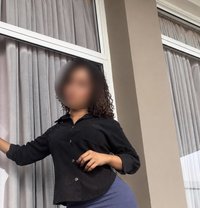 Miss Prada - escort in Colombo