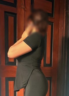 Miss Prada | True GFE | Companion : - puta in Colombo Photo 10 of 10