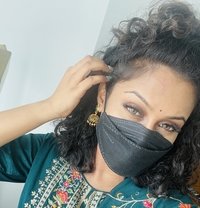 Miss Prada |True GFE-Last week in SL - puta in Colombo