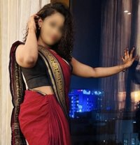 Miss Prada |True GFE : - escort in Colombo