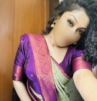 Miss Prada |True GFE : - escort in Colombo