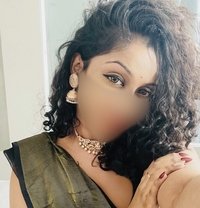 Miss Prada |True GFE : - escort in Colombo