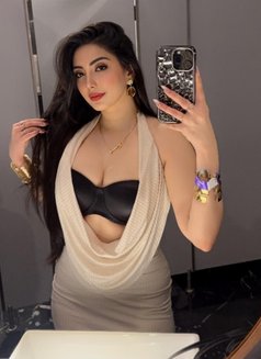 Miss Raj - escort in Tokyo Photo 10 of 11