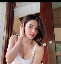 Miss Raja - puta in Tokyo Photo 5 of 5