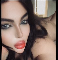 Miss Razan 18 cm - Acompañantes transexual in Beirut Photo 24 of 25