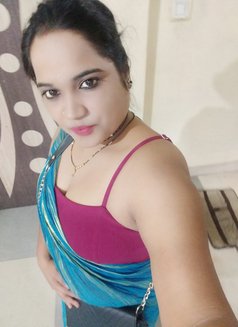 Miss Shivaani - escort in Chandigarh Photo 1 of 5