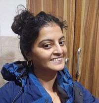 Miss Sanjana 🥰 real meet(&)cam service - escort in Mumbai